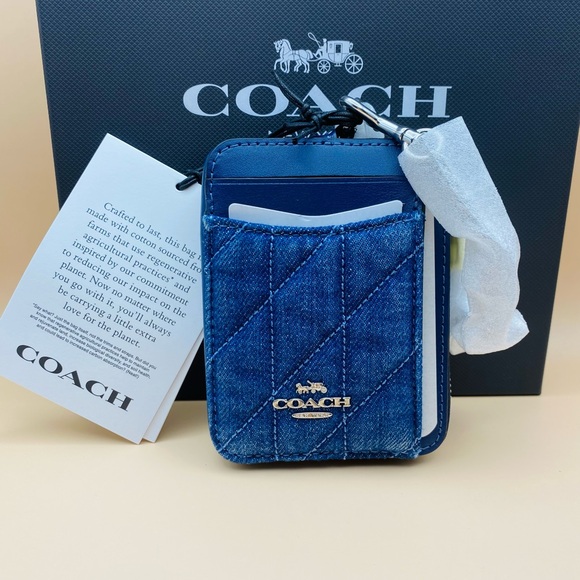 Coach Zip Card Case with Quilting Silver/Denim - Picture 1 of 6